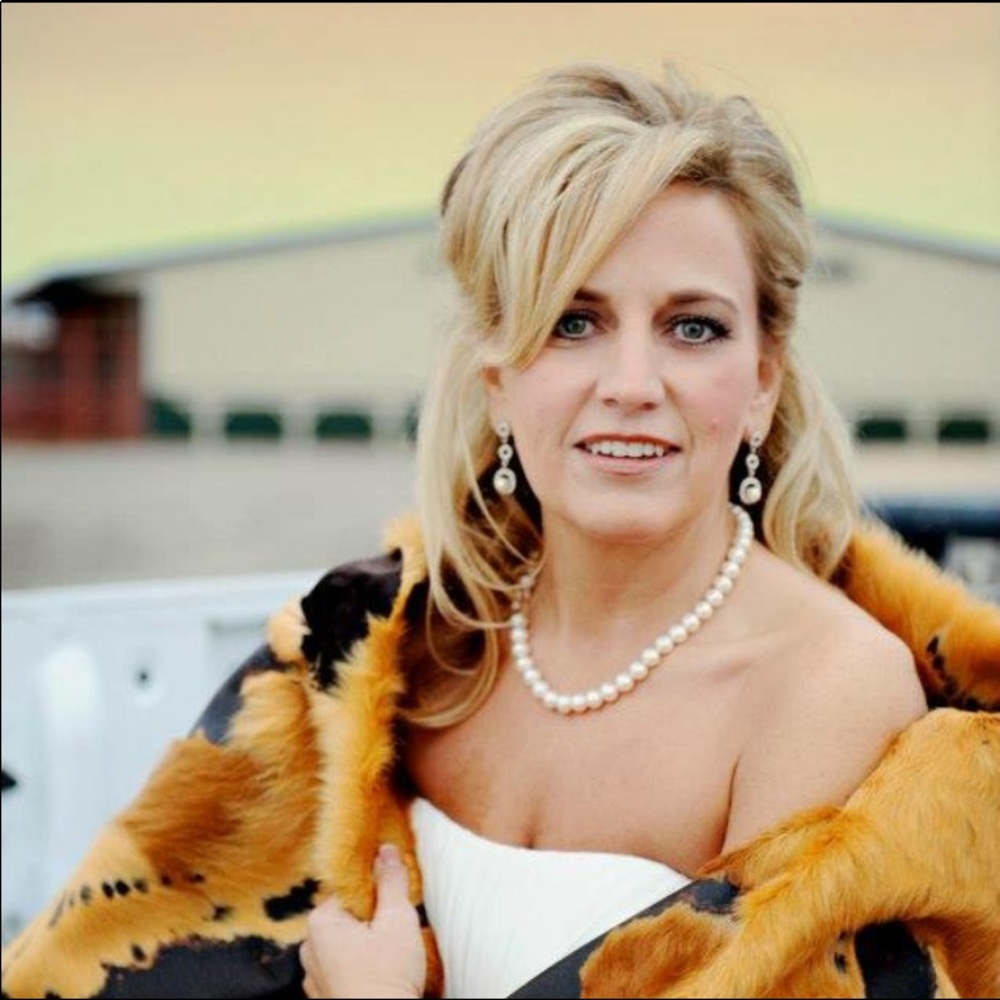 Meet your Posher, Shea